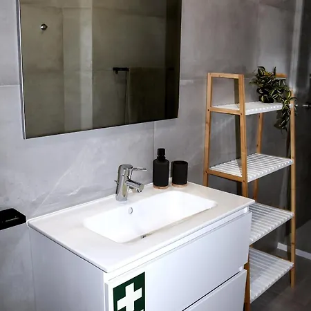 Largo Gaspar Lemos 1d *