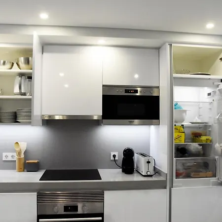 Largo Gaspar Lemos 1d Daire *