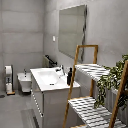 Largo Gaspar Lemos 1d * Monte Gordo